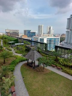Apartment Medan Podomoro City Deli by OLS Studio - Medan - 5