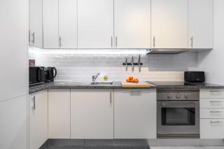 WHome Lisbon's Best Kept Secret: 2-Bed w/AC & Patio - Lissabon - 7
