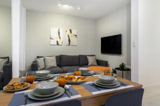 WHome Lisbon's Best Kept Secret: 2-Bed w/AC & Patio - Lissabon - 2