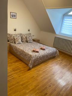 Friends Villa Apartments 2 - 3