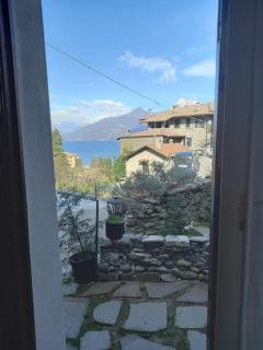 The Door of the Castle - 5