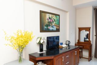 Queen Garden Hotel & Apartment - 1