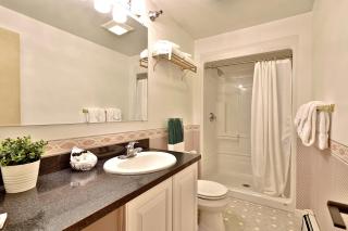 The Birch Ridge- Mission Room #4 - Queen Suite in Killington, Vermont home - Killington - 6