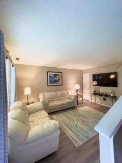 Pink flamingo/walk to beach w/ king bedroom - Myrtle Beach - 7