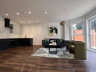 Star London Finchley Road 3-Bed Escape with Garden - London - 9