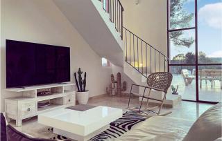 4 Bedroom Cozy Home In Lorgues - 9