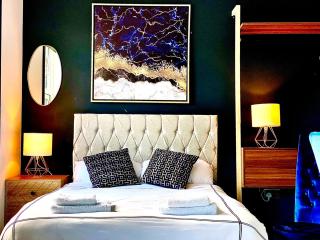 Duke and Duchess Apartments and Rooms - Private in Room Hot Tub Suites - Londra - 3