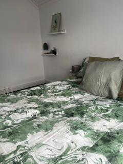 Spacious family home - Cardiff - 2