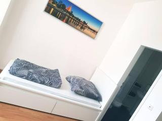 Helles Apartment - Neutraubling - 1