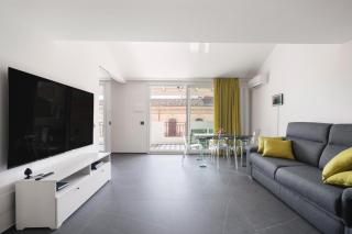 Archimedes luxury apartment with terrace - 4