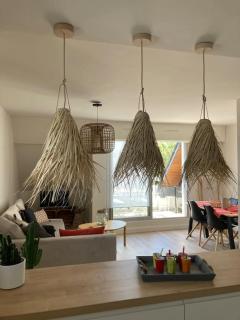 T2 Super Cosy à la cîme des pins proche av de Gaulle place de parking et wifi - 7