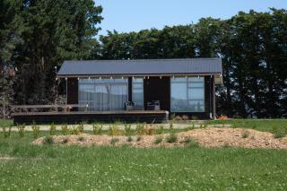White Rock Accommodation - Martinborough - 3