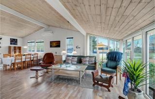 3 Bedroom Beautiful Home In Højslev - 9