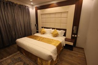 Suit los - Az̧ Z̧afīr - 8