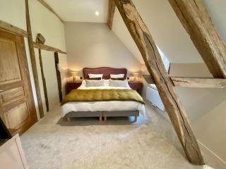Beautiful Farmhouse - 1h40 South Paris - Santranges - 3