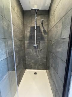 Chaleur Moderne des Pyrénées - 1