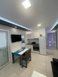 Villa San Antonio-exclusive apartments - Baška - 1