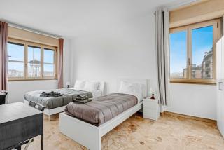 CAV9 - Large Apartment with Panoramic VIEW - - Milan - 4