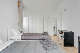 CAV9 - Large Apartment with Panoramic VIEW - - Milan - 9
