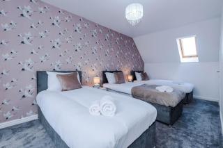 Lovely three bed home Manchester - Heywood - 9