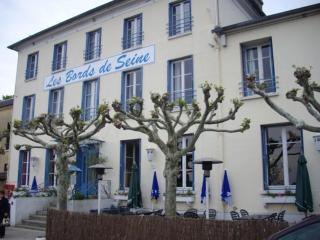 LOGIS Hôtel & Restaurant - Les Bords de Seine - La Roche-Guyon - 9