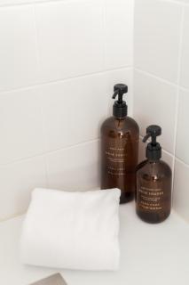 VIVA Alameda Suites - River Guest House - 3