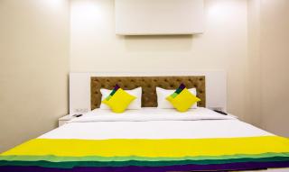 Itsy Hotels GM Residency - 2