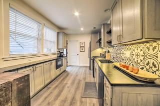 Pittsburgh Home Walkable Location! - 2