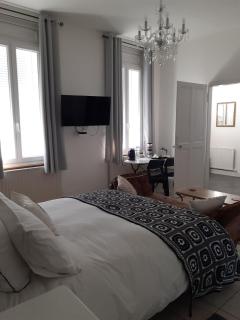 Oasis Master Suite - 7
