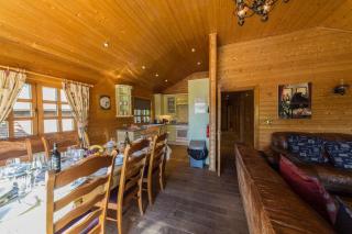 Birch Lodge - 6