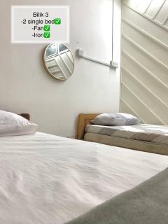 Homestay Kuala Terengganu near Batu Burok, Hospital HSNZ, KTCC Mall, Drawbridge A - Kuala Terengganu - 8