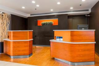 Courtyard by Marriott San Diego Del Mar/Solana Beach - Solana Beach - 7