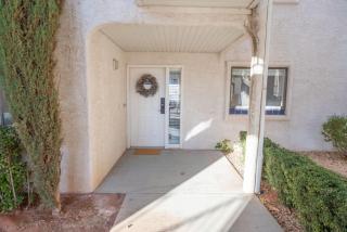 Las Palmas Retreat In Sunny St George with Pool - 0