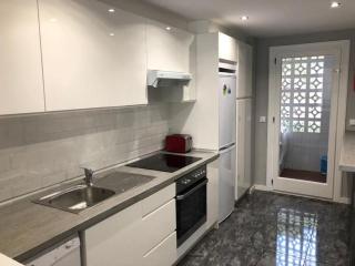 Duquesa 'Penthouse' Large apt close to port/beach - Manilva - 1