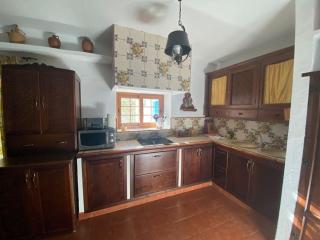 Beautiful Traditional town house - 4