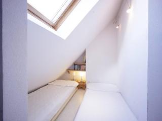 Appartement 8 personnes à Génos - Wifi, près du lac - FR-1-695-22 - 1