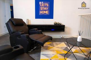 LARGE UNIQUE 2 BEDROOM DUPLEX APARTMENT WITH PRIVATE PARKING & FREE WIFI - VAT QUALIFYING BY AMAZING SPACES RELOCATIONS Ltd - 2