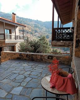 Guesthouse Vasiliki - Stení Dhírfios - 3