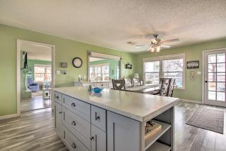 Pet-Friendly Lake Buchanan Retreat with Fire Pit! - Tow - 2