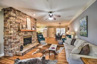 Inviting Kingwood Resort Condo in Clayton! - Clayton - 6