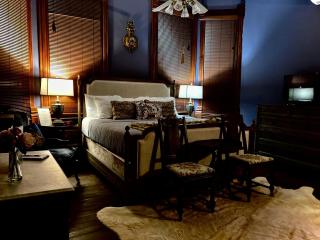 Coppersmith Inn Bed And Breakfast - Galveston - 3