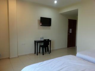 Alor Villa - 3