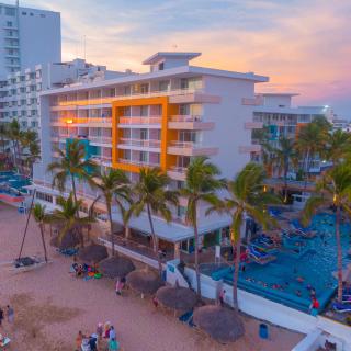 Star Palace Beach Hotel - Mazatlán - 1