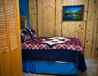 Moss Mountain Inn - Columbia Falls - 1