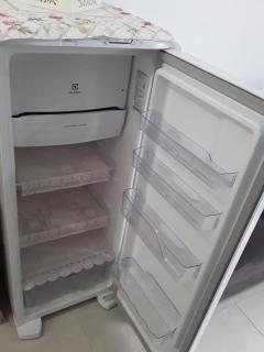 Apartamento com Estacionamento nos Ingleses a 5 min do Centrinho e da Praia - 3