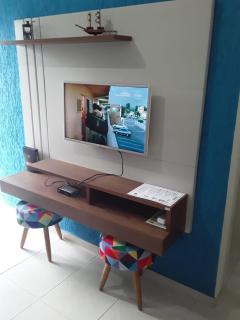 Apartamento com Estacionamento nos Ingleses a 5 min do Centrinho e da Praia - 1