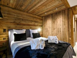 Méribel : Superbe appartement de 140m², 4 chambres, accès pistes, cheminée, WIFI, parking - FR-1-613-25 - Méribel - 4
