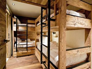 Appartement lumineux avec balcon à 2 chambres doubles et services inclus, skis aux pieds - FR-1-613-65 - Les Allues - 3