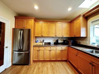 Super Cosy 8Bed & 6Bath in Vancouver heart near to airport and DownTown - 7