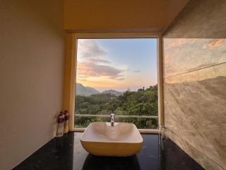 Green Palace Resort - Vagamon - 8